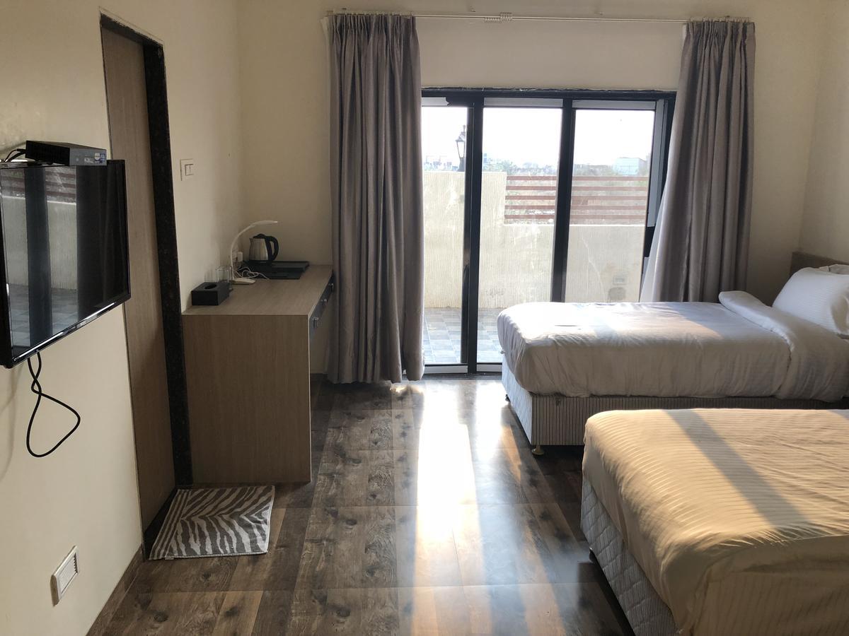 Hotel Sharanam Shegaon Eksteriør billede